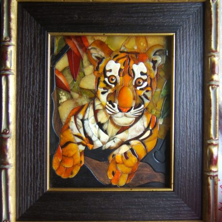 Мозаика из янтаря тигр
